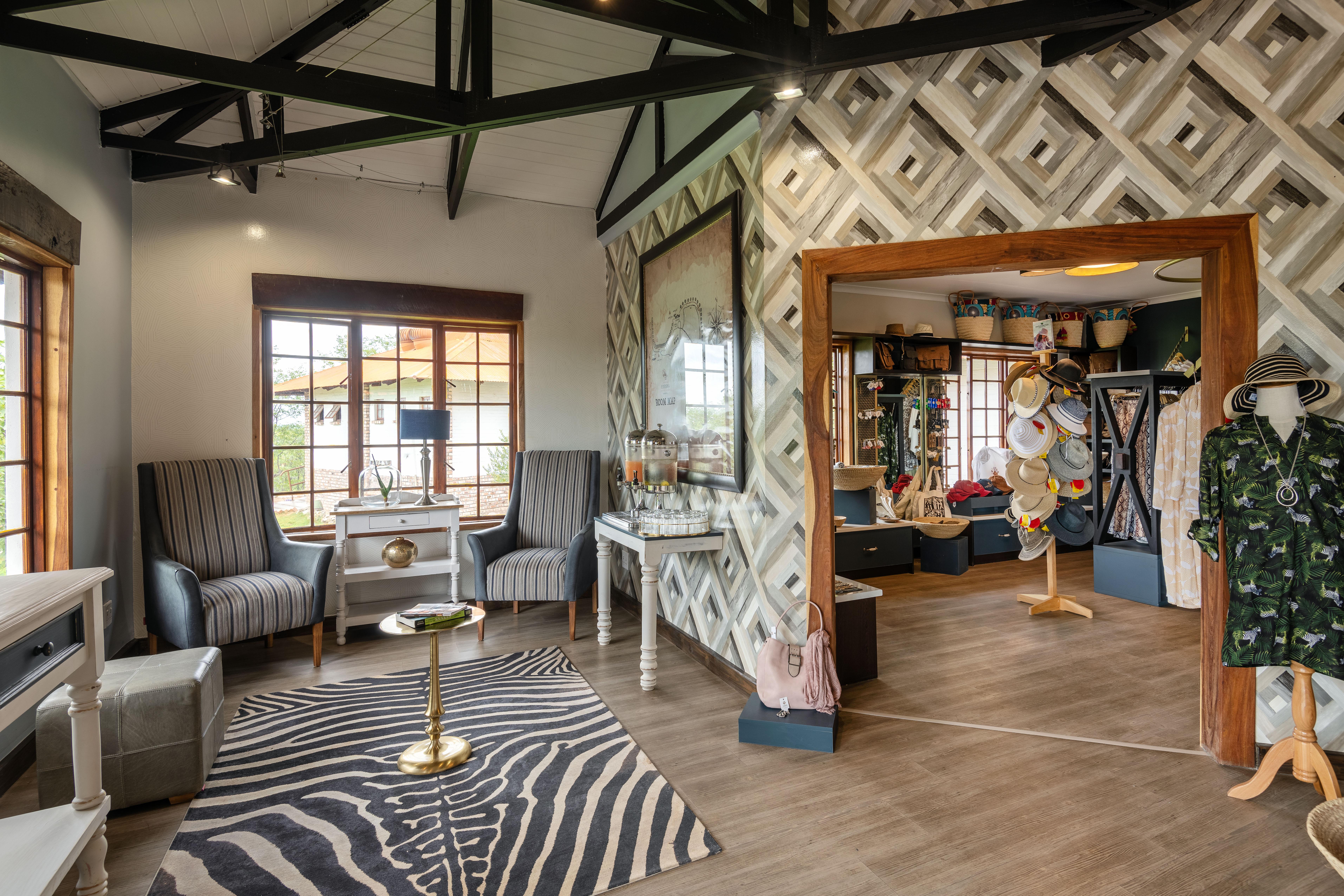 Gondwana Etosha Safari Lodge Okaukuejo Eksteriør billede